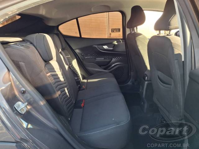 2025 FIAT FASTBACK 