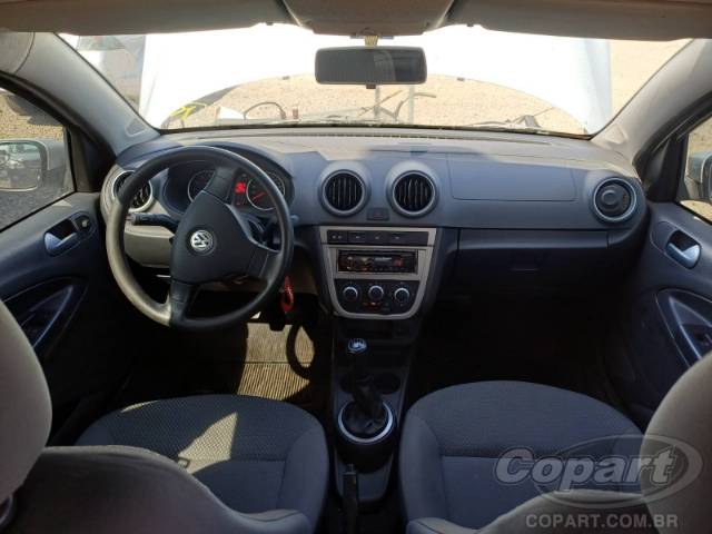 2012 VOLKSWAGEN VOYAGE 