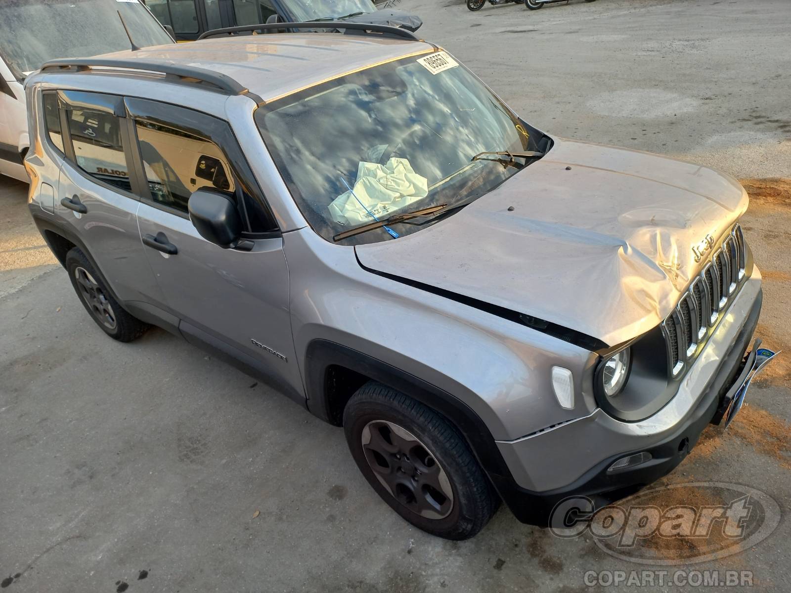 Veículo Fiat Renegade JEEP RENEGADE 1.8 16V E.TORQ EVO 2021 2021 em leilão