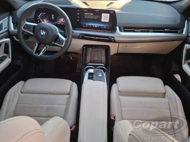 2025 BMW X1 