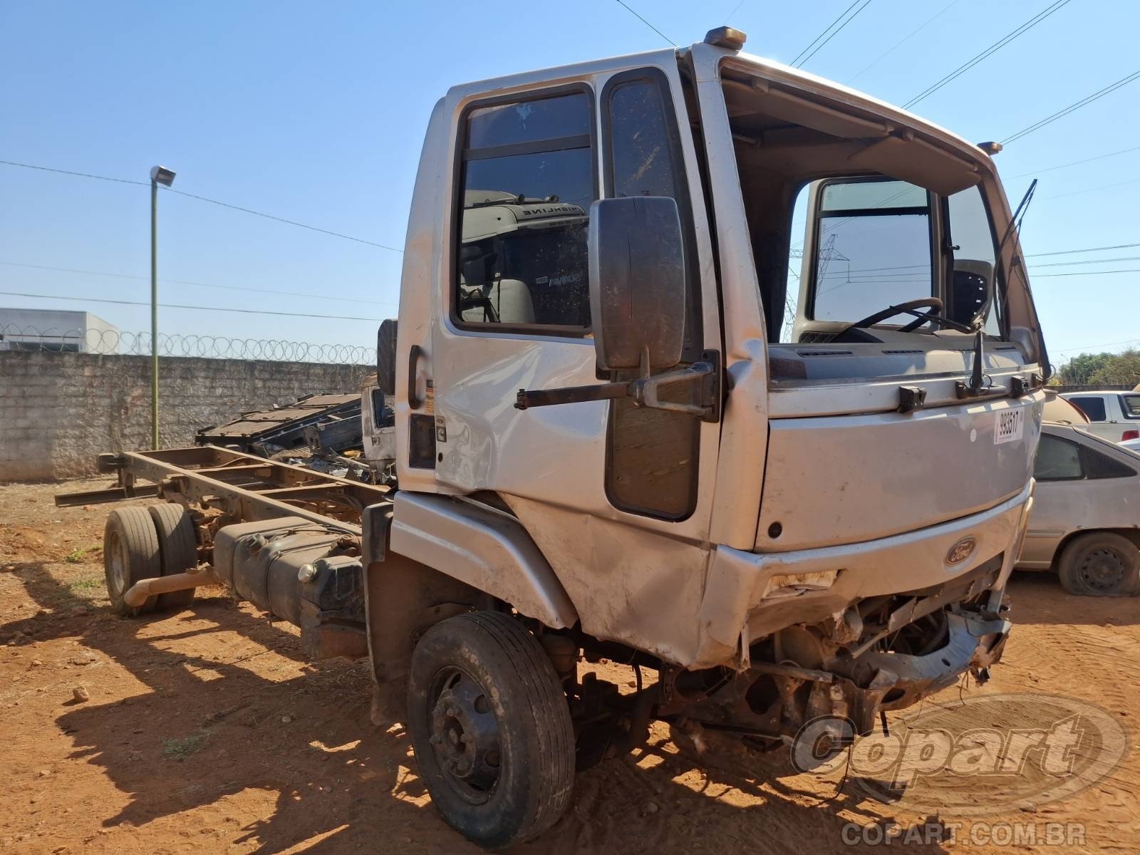 Veículo FORD Cargo 2013 FORD CARGO 816 4.5 TURBO 2013 em leilão