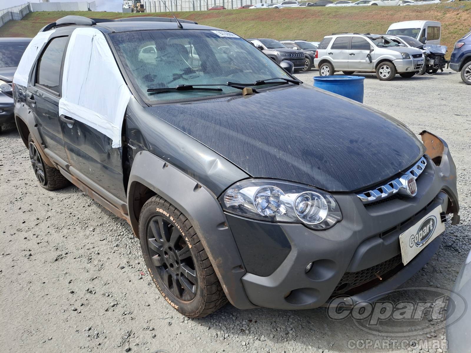 Veículo Fiat Palio Fiat Palio Weekend Adventure 1.8 16V 2014 Médio Dano 2014 em leilão