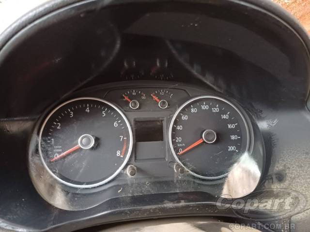 2014 VOLKSWAGEN VOYAGE 