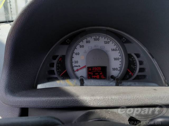 2011 VOLKSWAGEN GOL 