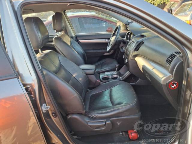 2011 KIA SORENTO 