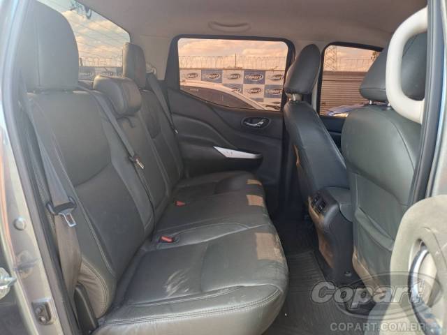 2022 NISSAN FRONTIER CD 