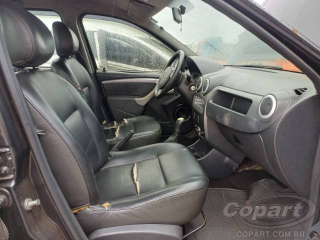 2011 RENAULT LOGAN 