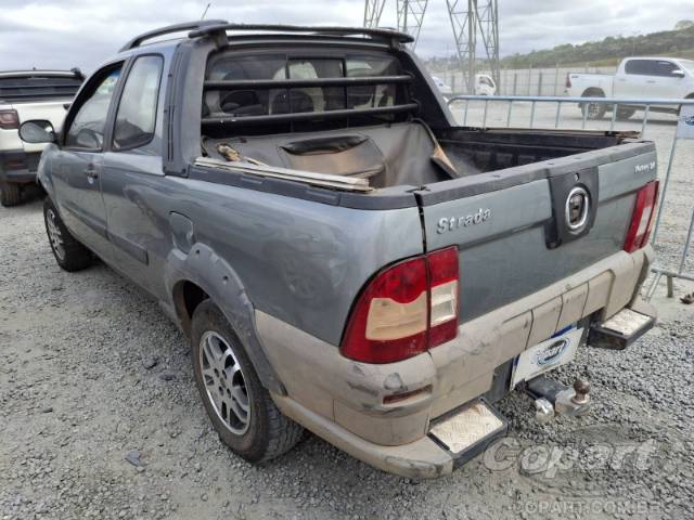 2012 FIAT STRADA 