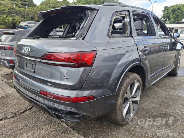 2022 AUDI Q7 
