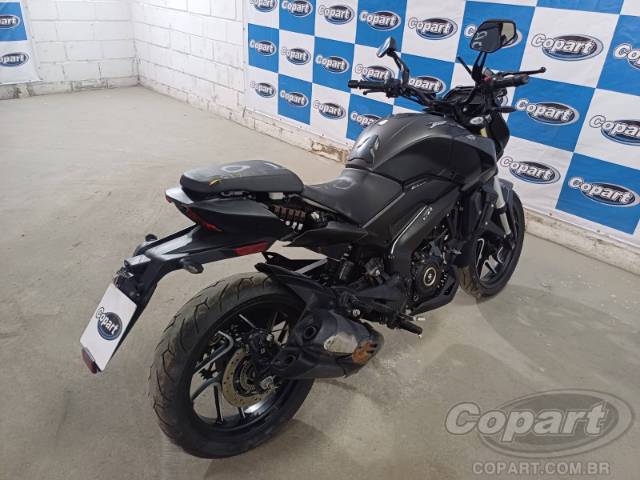 2025 BAJAJ DOMINAR 