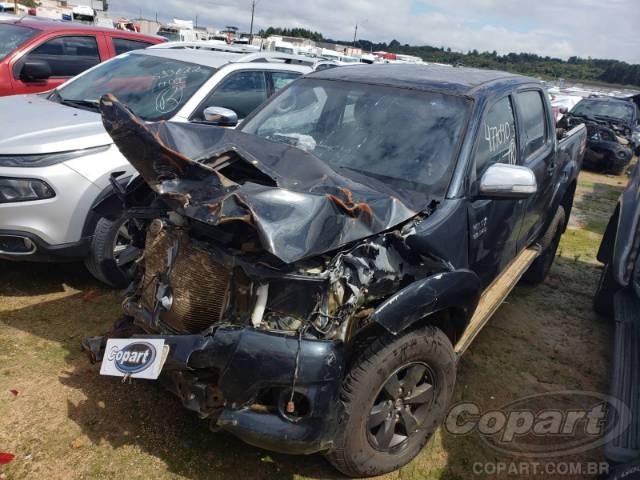 2012 TOYOTA HILUX CD 