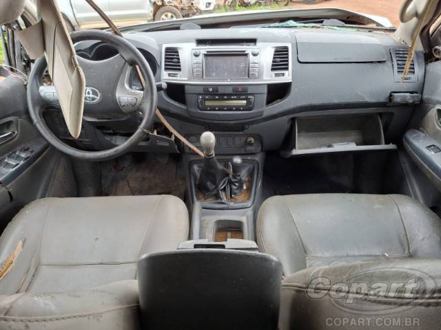 2015 TOYOTA HILUX CD 