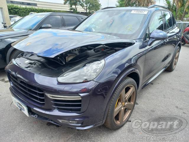 2017 PORSCHE CAYENNE 