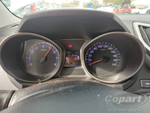 2015 HYUNDAI HB20 