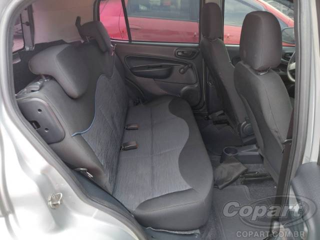 2020 FIAT UNO 
