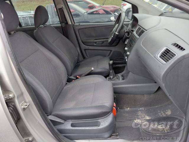 2012 VOLKSWAGEN FOX 