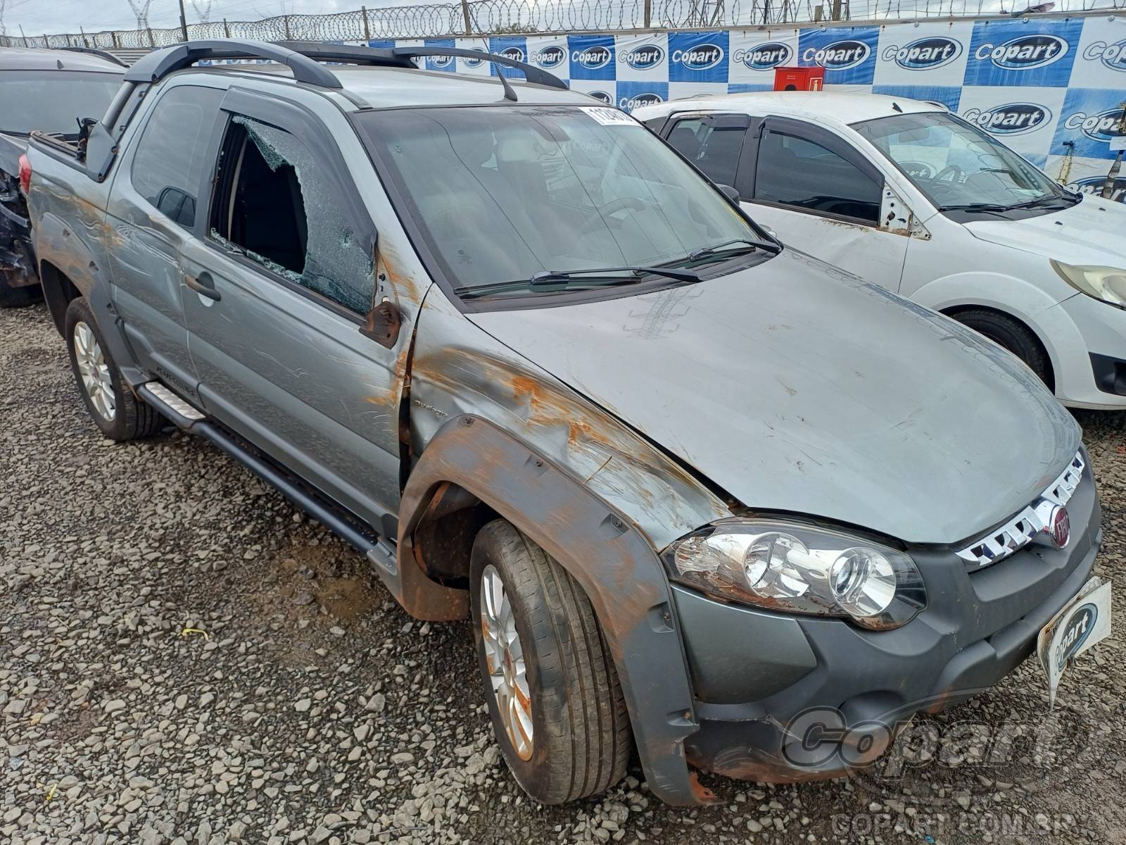 FIAT Strada CD Adventure 1.8 16V E.torQ 2014
