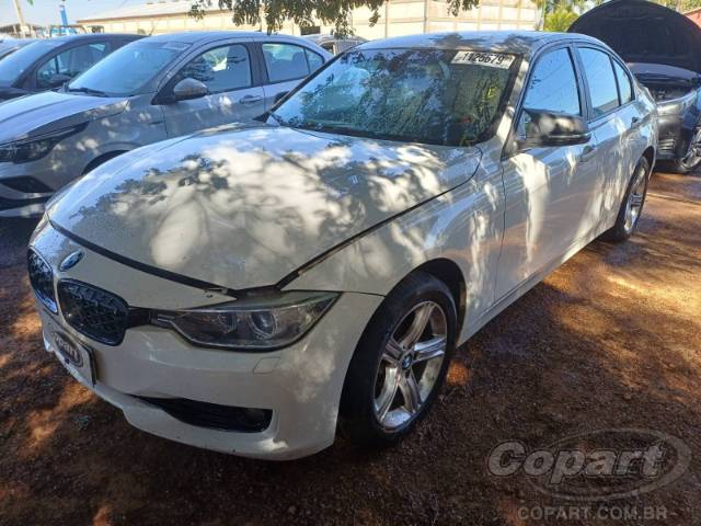 2014 BMW SERIE 3 