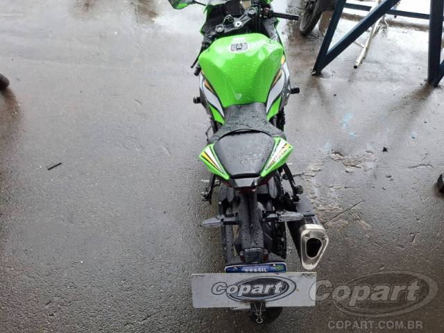 2025 KAWASAKI NINJA ZX-6R 