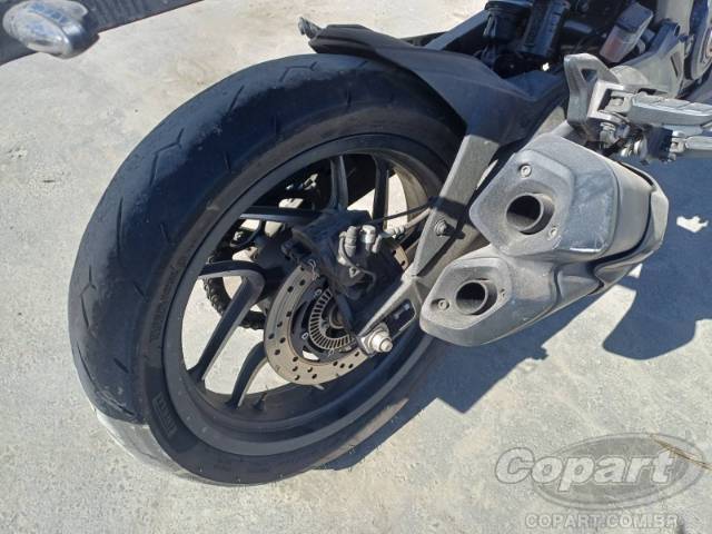 2025 BAJAJ DOMINAR 