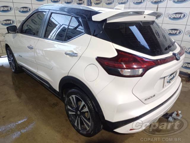 2022 NISSAN KICKS 