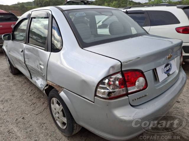 2011 CHEVROLET CLASSIC 