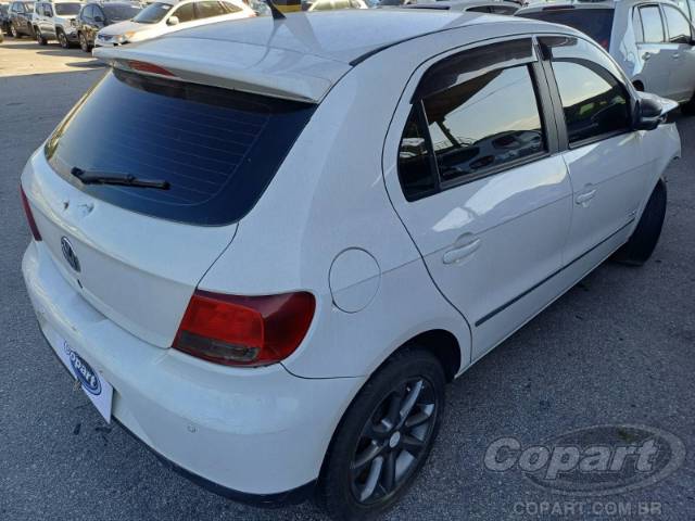 2013 VOLKSWAGEN GOL 