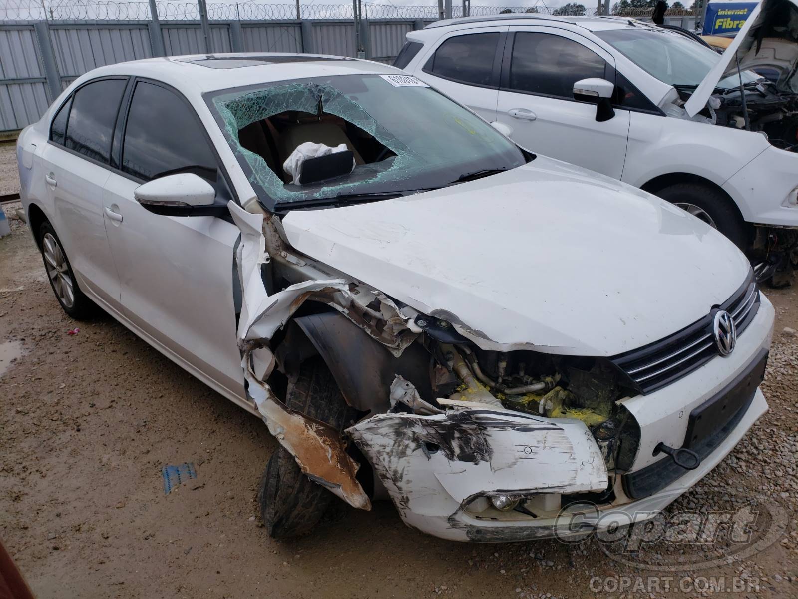 Veículo VW - VolksWagen Volkswagen VOLKSWAGEN JETTA 2.0 TOTAL FLEX 2014 em leilão