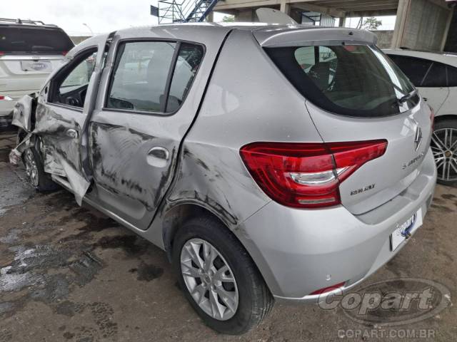 2021 RENAULT SANDERO 