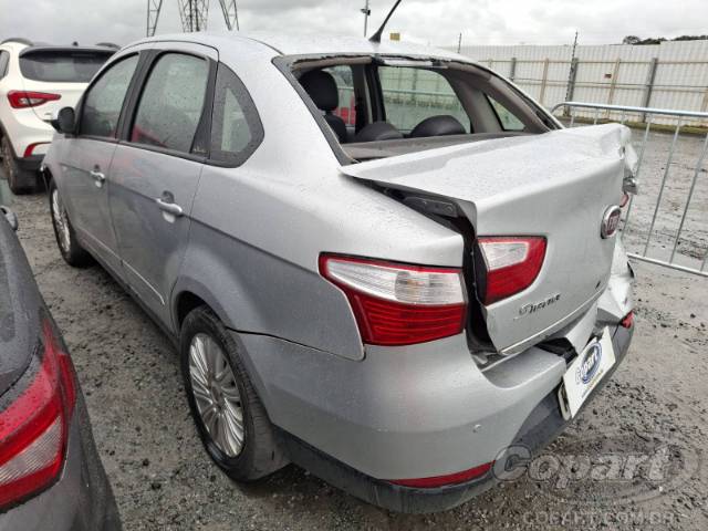 2014 FIAT GRAND SIENA 