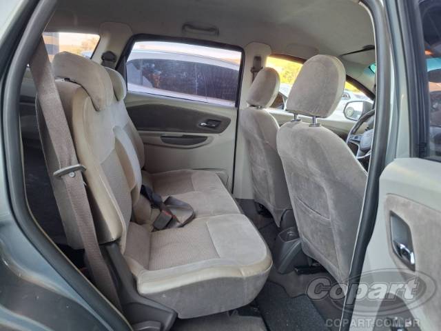2014 CHEVROLET SPIN 