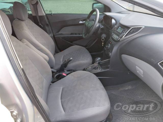 2017 HYUNDAI HB20S 