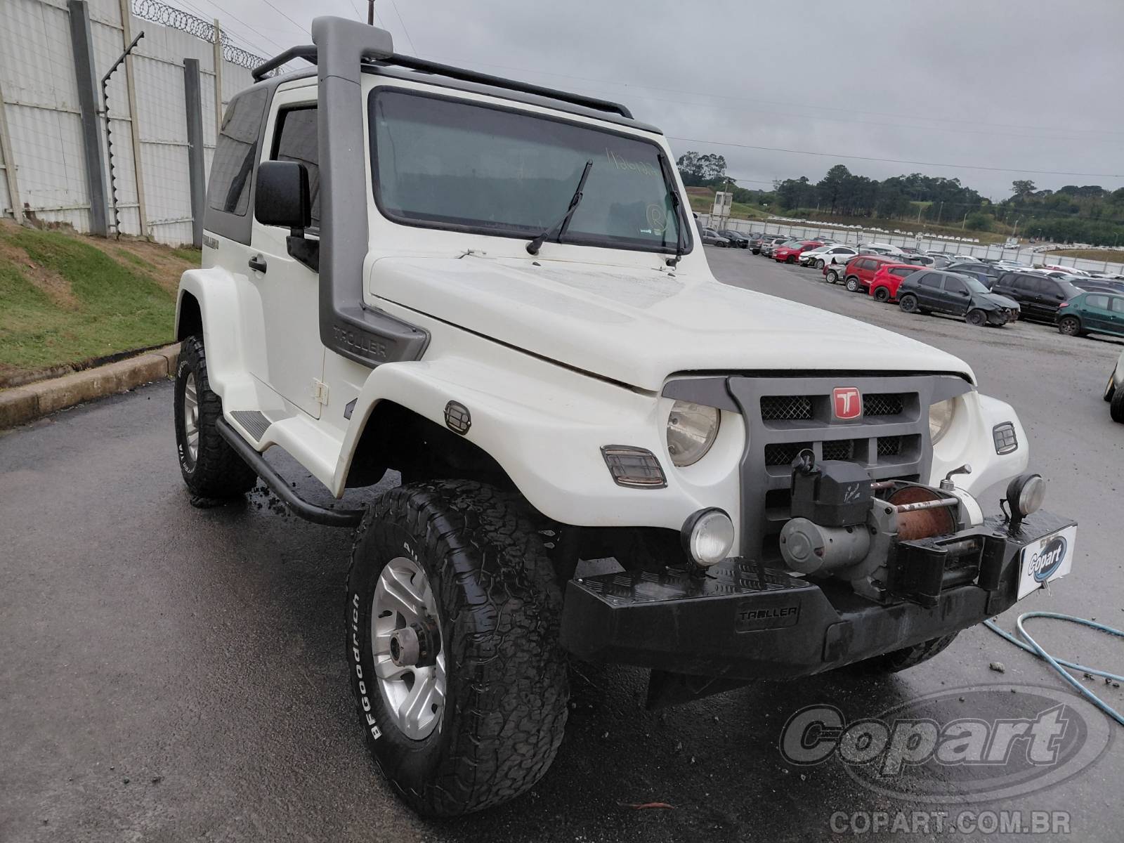 TROLLER T4 2013 Diesel