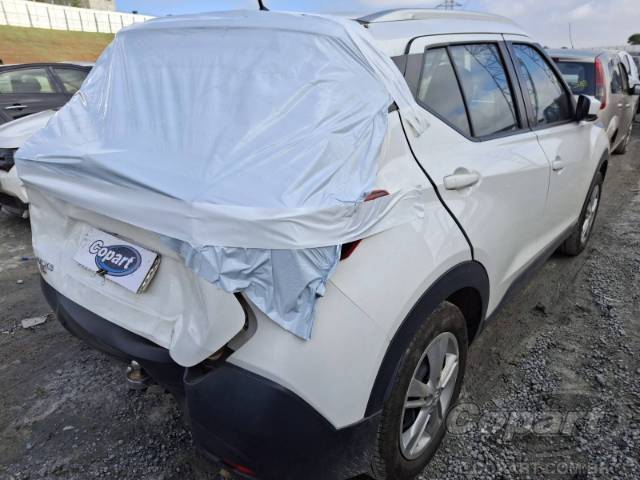 2019 NISSAN KICKS 