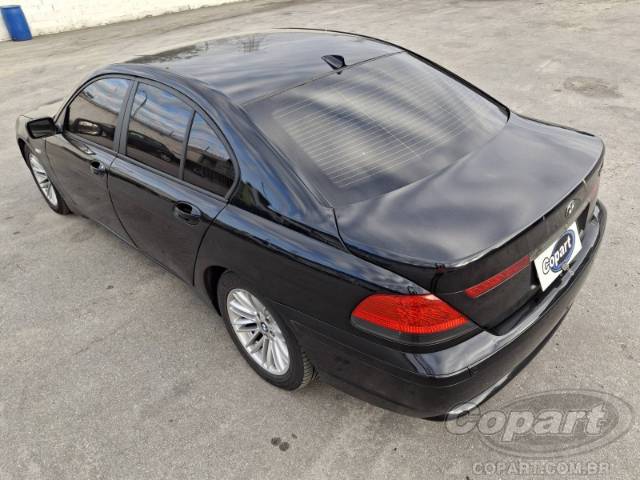 2002 BMW SERIE 7 