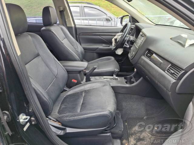 2016 MITSUBISHI OUTLANDER 