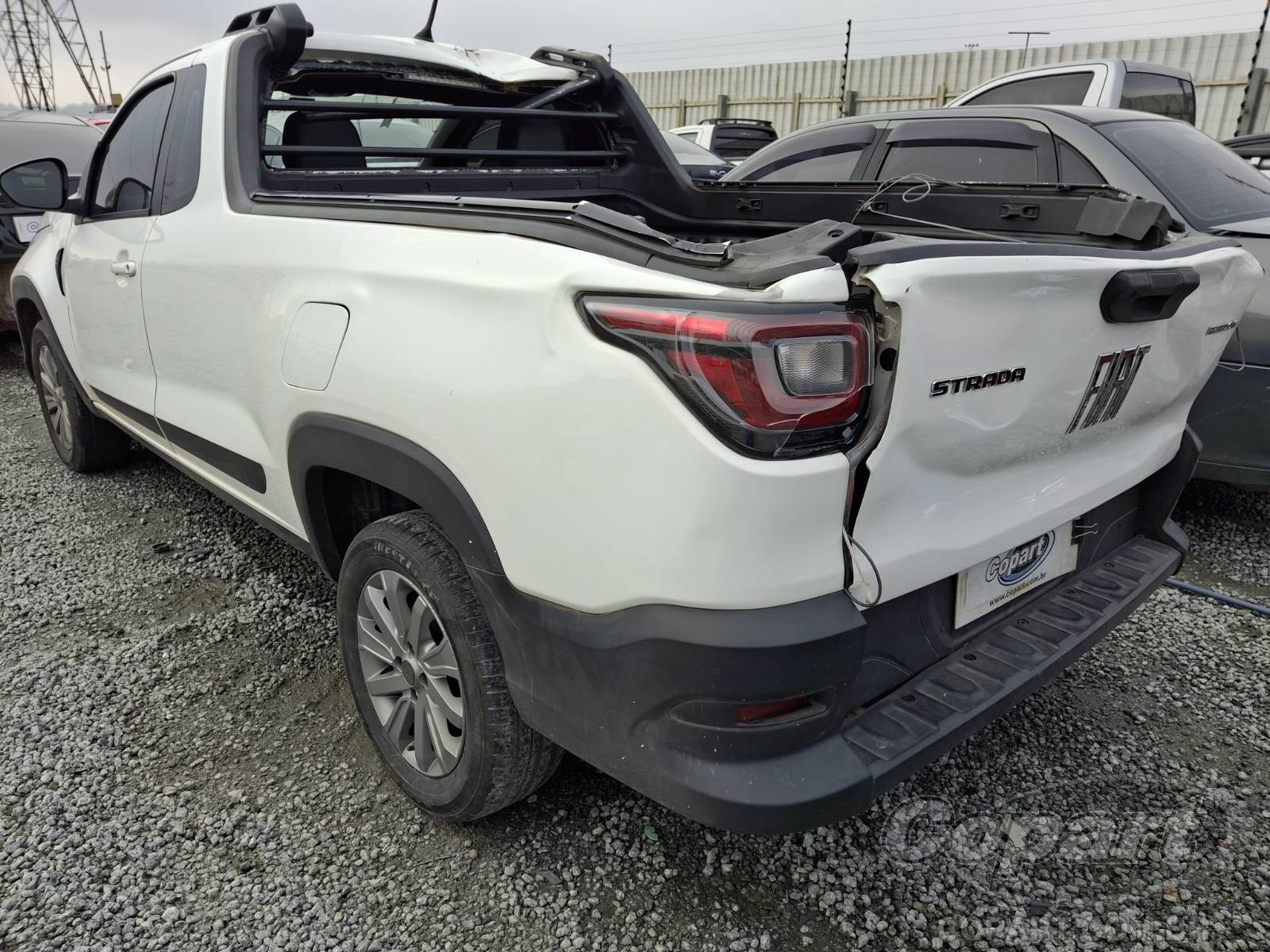 Foto 3: 2021 FIAT STRADA