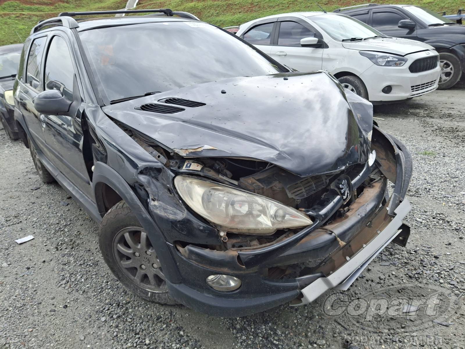 Veículo Peugeot 206 Peugeot 206 SW Escapade 1.6 16V 2008 Colisão Frontal 2008 em leilão