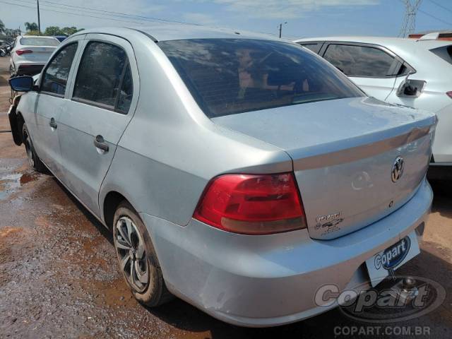 2010 VOLKSWAGEN VOYAGE 