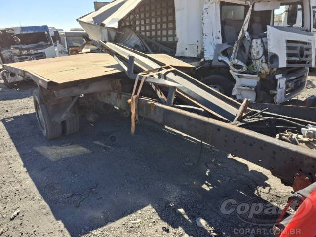 2004 VOLKSWAGEN 15.180 