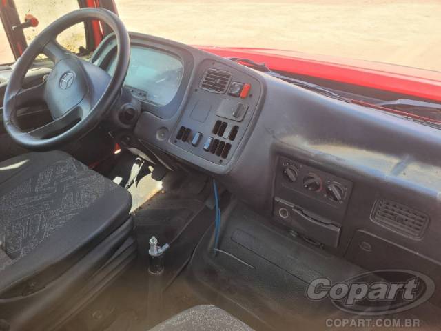 2015 MERCEDES BENZ ATRON 