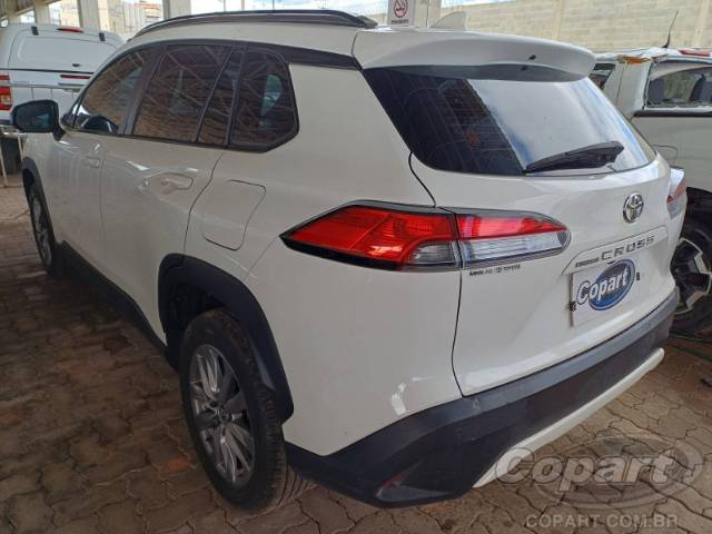 2026 TOYOTA COROLLA CROSS 