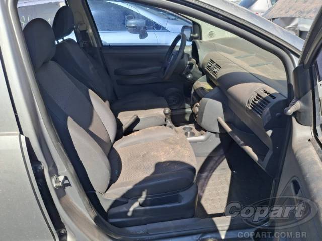 2006 VOLKSWAGEN FOX 
