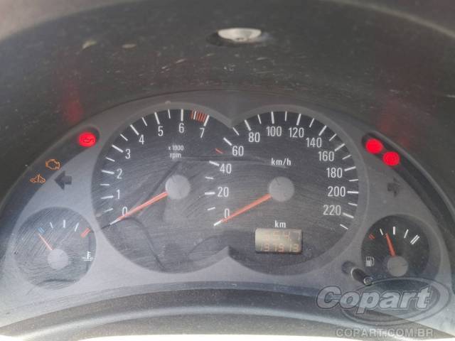 2004 CHEVROLET CORSA 