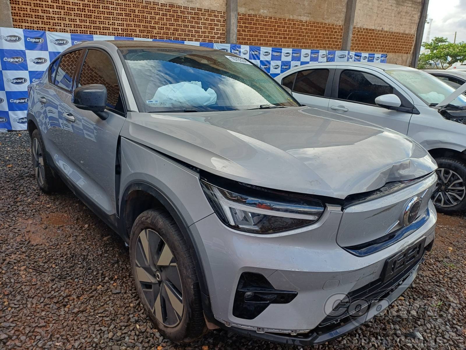 Veículo Volvo C40 Volvo C40 P6 Recharge Eletric Plus AWD 175 kW 2024 2024 em leilão