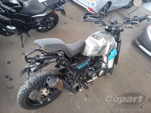 2023 ROYAL ENFIELD SCRAM 