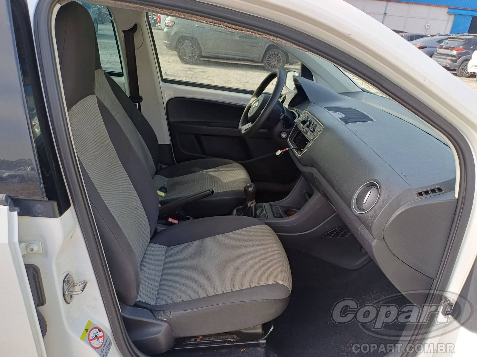 Foto 5: 2015 VOLKSWAGEN UP
