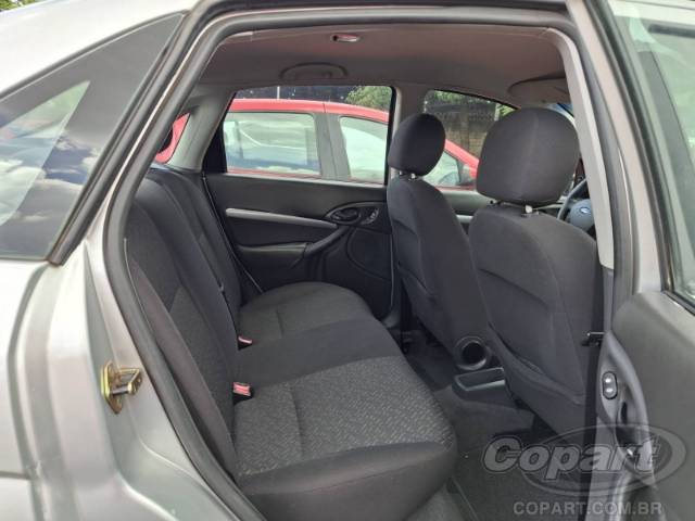 2008 FORD FOCUS SEDAN 