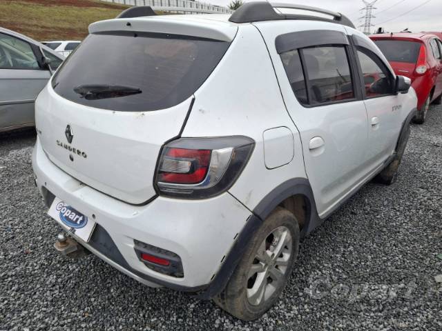 2015 RENAULT SANDERO 