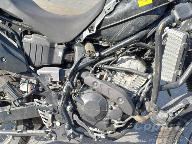 2024 HONDA XRE SAHARA 300 